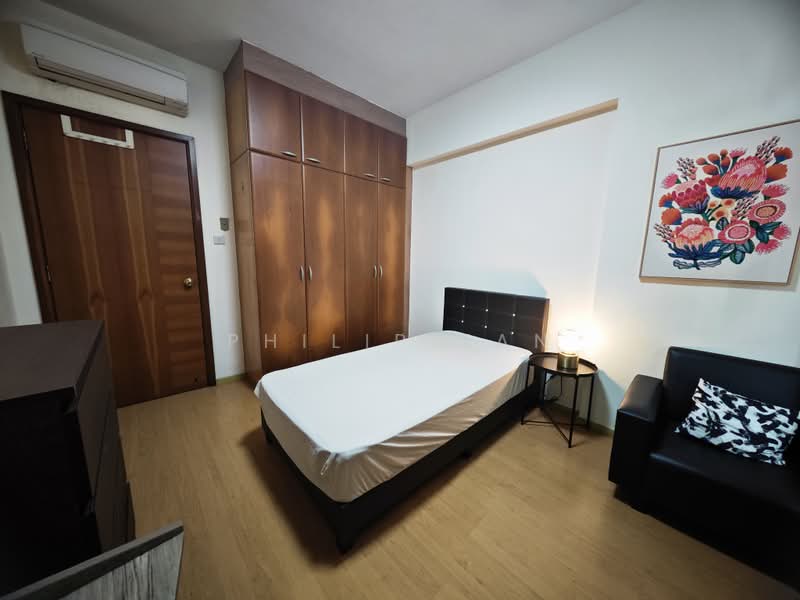 Central Grove, , Room Rental, 170 sqft, Condominium For Rent, by Philip Tan, 25604580 - Bedroom - PropertyGuru.com.sg