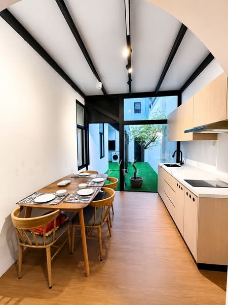 D08 Heritage Shophouse for Residential Co-Living 35 Rooms at Hindoo Rd, , 10+ Bedrooms, 10,000 sqft, Shophouse For Rent, by ARTHUR, 25604584 - PropertyGuru.com.sg