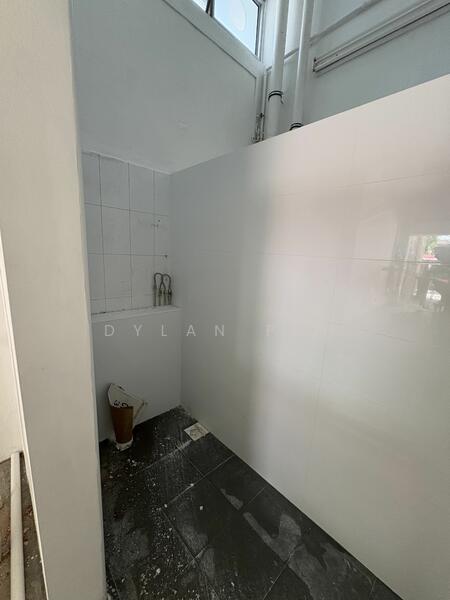 163 Bukit Merah Central, 163 Bukit Merah Central, 800 sqft, Shop / Shophouse For Rent, by Dylan Poh, 25605246 - CommercialGuru.com.sg