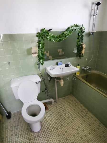 Braddell View, 10B Braddell Hill, Room Rental, 120 sqft, Condominium For Rent, by Henry Ng, 25605486 - Bathroom - PropertyGuru.com.sg
