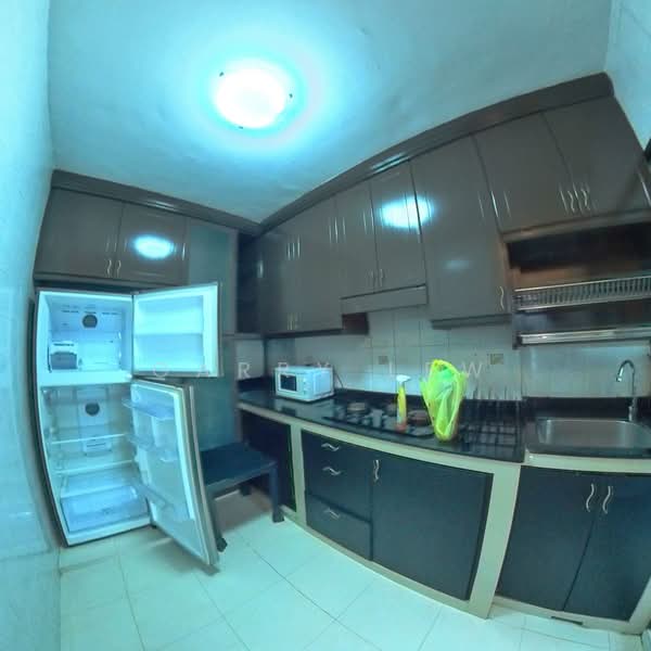 For Rent - 298C Compassvale Street