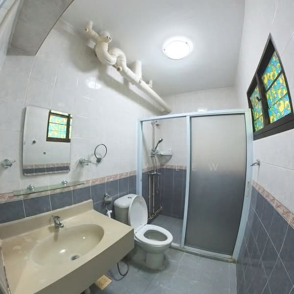 For Rent - 298C Compassvale Street