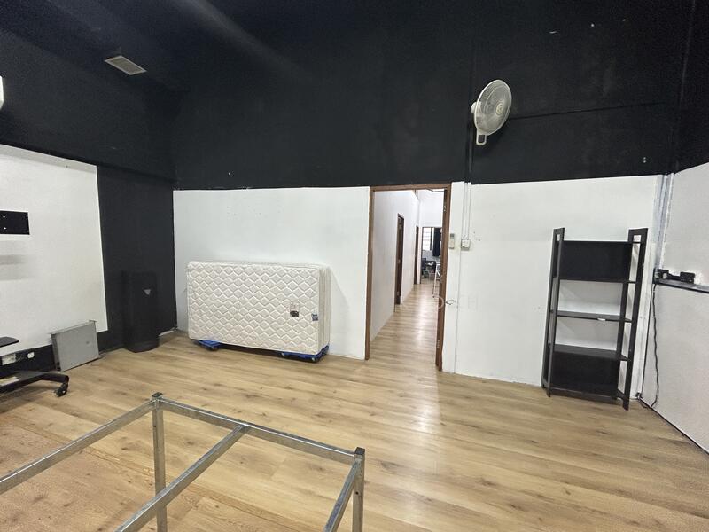 T-Space, , 2,422 sqft, Factory / Workshop (B2) For Sale, by Bryna Koh, 25605682 - CommercialGuru.com.sg