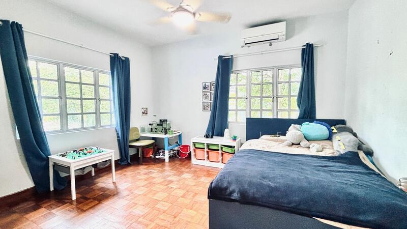 C.H.E.A.P Freehold Bungalow Sunset Way quiet enclave Bungalow House For Sale at S$ 14,999,999 | PropertyGuru Singapore