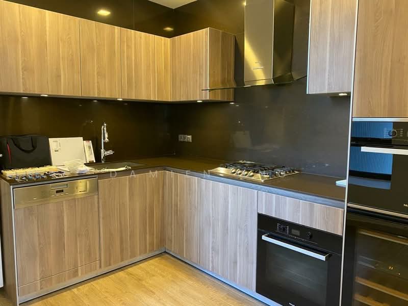 Cape Royale, 25 Cove Way, 3 Bedrooms, 1,905 sqft, Condominium For Rent, by Damien Ong, 25606254 - Kitchen - PropertyGuru.com.sg