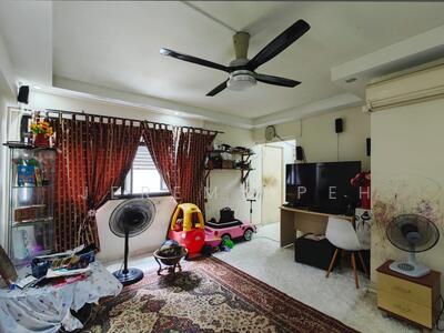 For Sale - 575 Woodlands Glen