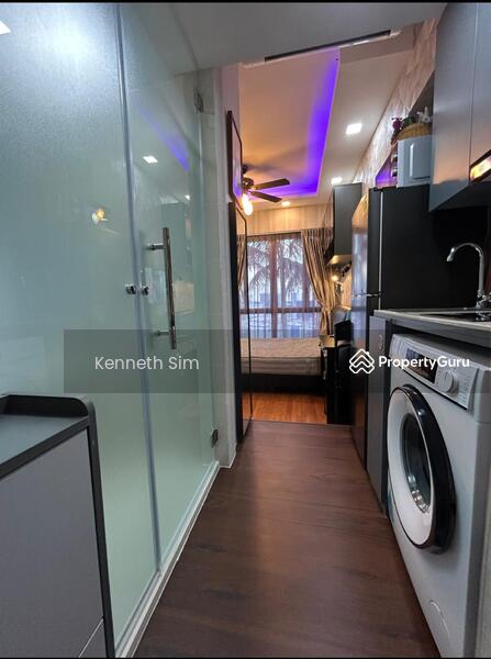 Studio attached bathroom n Kitchen