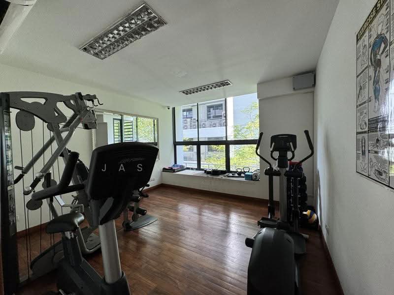 One Oxley Rise, 1 Oxley Rise, Orchard / River Valley, 2 Bedrooms, 721 sqft, Apartment For Sale, by Jasmine Lek, 25606379 - Gym - PropertyGuru.com.sg