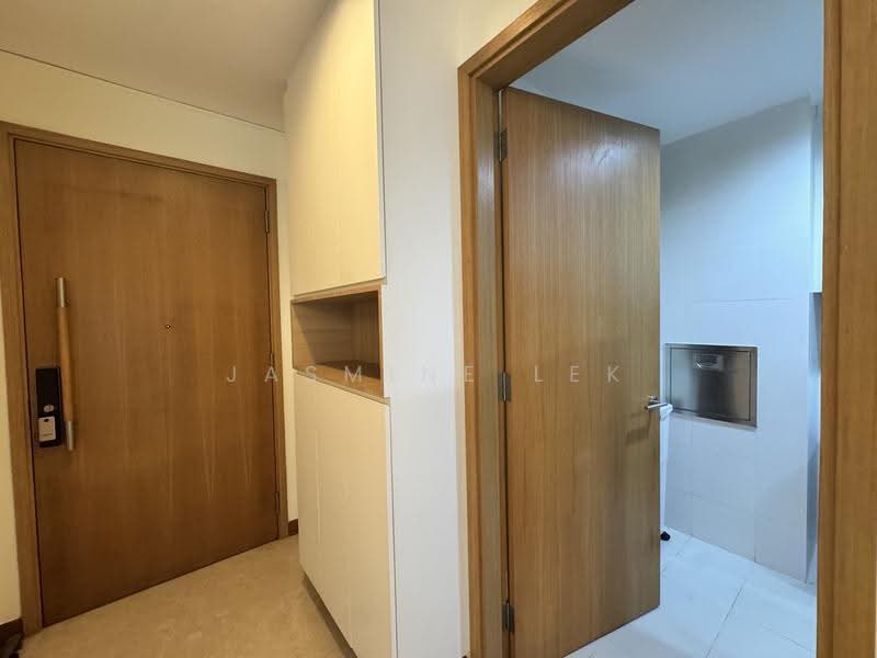 One Oxley Rise, 1 Oxley Rise, Orchard / River Valley, 2 Bedrooms, 721 sqft, Apartment For Sale, by Jasmine Lek, 25606379 - Entrance - PropertyGuru.com.sg