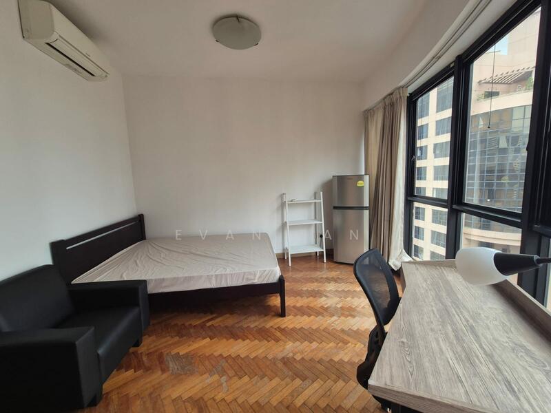 For Rent - Master Room at Heritage View!