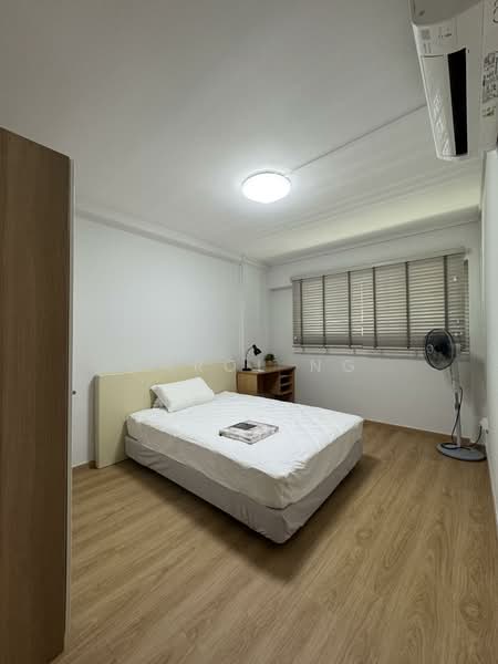 For Rent - 240 Tampines Street 21