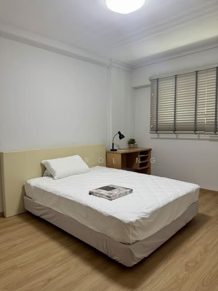 For Rent - 240 Tampines Street 21