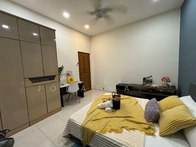 For Rent - 775 upper Changi road east