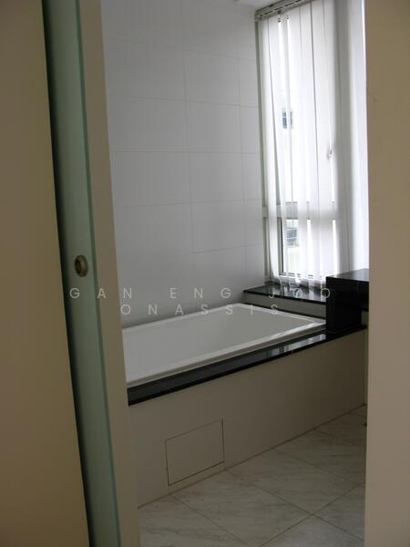 The Centris, 61 Jurong West Central 3, 3 Bedrooms, 1,066 sqft, Apartment For Rent, by Gan Eng Joo ONASSIS, 25607223 - PropertyGuru.com.sg