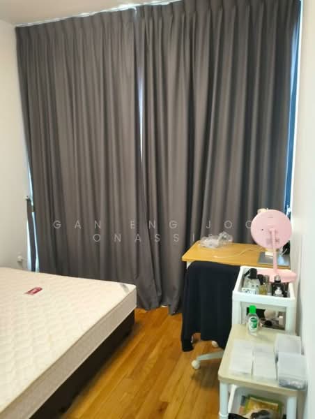 The Trilinq, 28A Jalan Lempeng, 3 Bedrooms, 915 sqft, Condominium For Rent, by Gan Eng Joo ONASSIS, 25607229 - Master Bedroom - PropertyGuru.com.sg