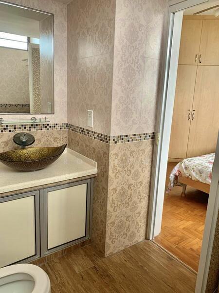 Mandarin Gardens, 5 Siglap Road, 3 Bedrooms, 1,528 sqft, Condominium For Sale, by Roy Low, 25607774 - PropertyGuru.com.sg