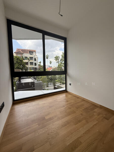 For Rent - Peak Residence