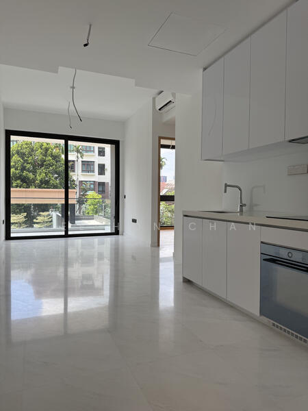 For Rent - Peak Residence