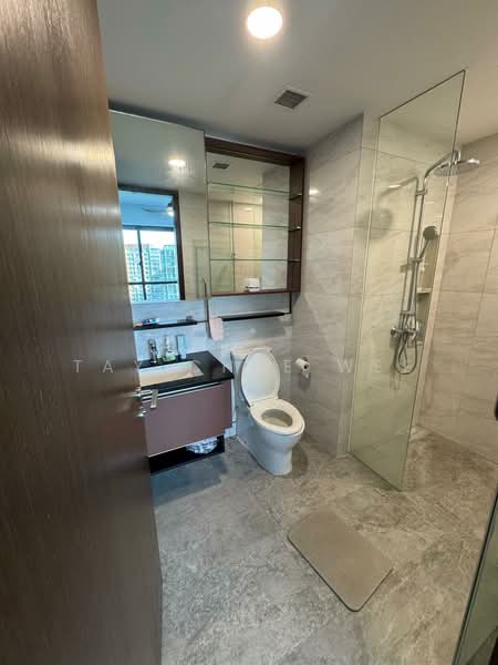 Normanton Park, 45 Normanton Park, 2 Bedrooms, 721 sqft, Condominium For Sale, by Tay Chee Wee, 25607988 - Master Bathroom - PropertyGuru.com.sg