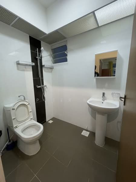 40A Margaret Drive, 40A Margaret Drive, Room Rental, 678 sqft, HDB Flat For Rent, by Peter Ng, 25608053 - PropertyGuru.com.sg