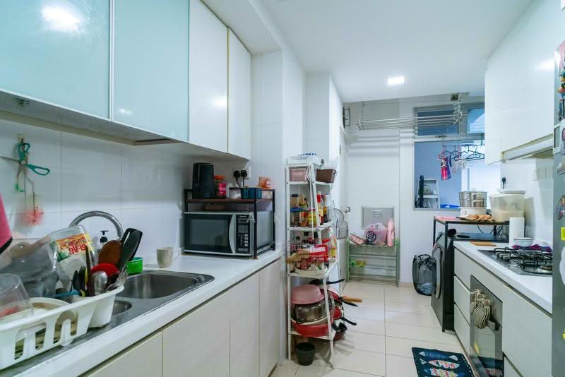 Oasis @ Elias, 60 - 72 Elias Road, Pasir Ris / Tampines, 3 Bedrooms, 1,206 sqft, Condominium For Rent, by Aki ., 25608220 - Kitchen - PropertyGuru.com.sg