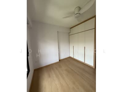 For Rent - 126C Tengah drive