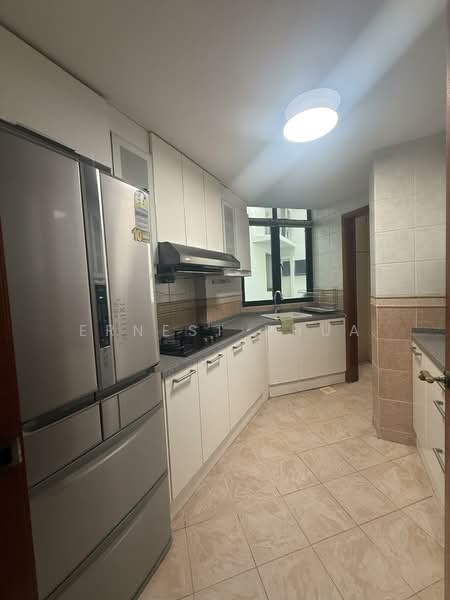 Eastpoint Green, 5 Simei Street 3, 2 Bedrooms, 969 sqft, Condominium For Sale, by Ernest Phua, 25608381 - kitchen - PropertyGuru.com.sg