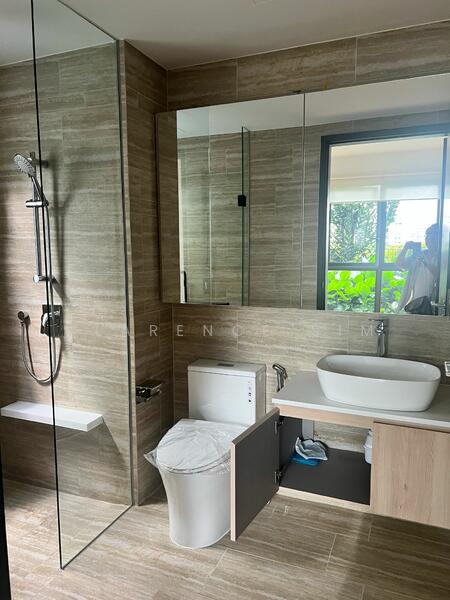 North Park Residences, 25 Yishun Central 1, 2 Bedrooms, 732 sqft, Condominium For Rent, by Clarence Sim, 25608819 - Bathroom - PropertyGuru.com.sg