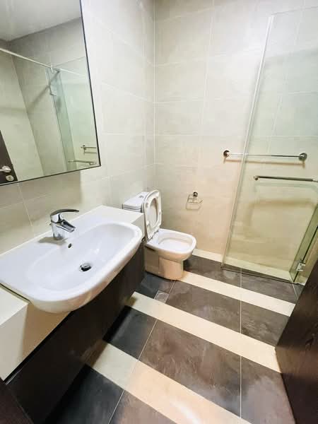 Parc Riviera, 101 West Coast Vale, 2 Bedrooms, 710 sqft, Condominium For Rent, by Aeron Tan, 25608912 - Bathroom - PropertyGuru.com.sg