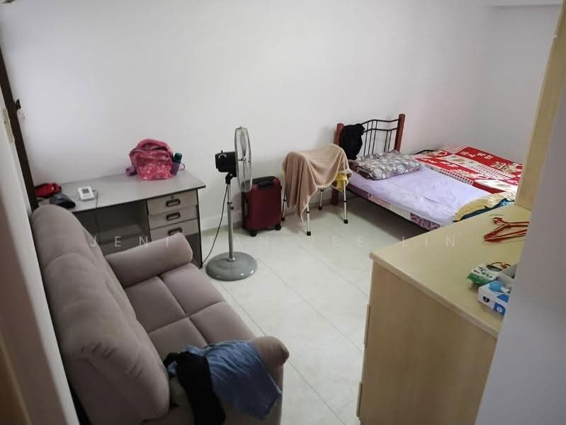 481 Sembawang Drive, 481 Sembawang Drive, Sembawang / Yishun, Room Rental, 150 sqft, HDB Flat For Rent, by Jeni Tan Yee Lin, 25608999 - Master Bedroom - PropertyGuru.com.sg