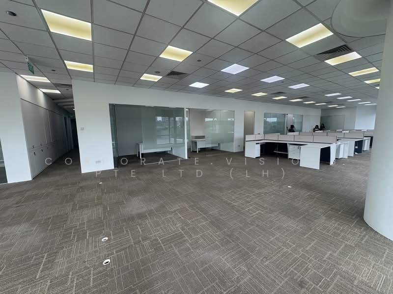 Alexandra Road Fitted office ready move in, Alexandra Road, 4,898 sqft, Office For Rent, by HO LI LI, 25609283 - CommercialGuru.com.sg