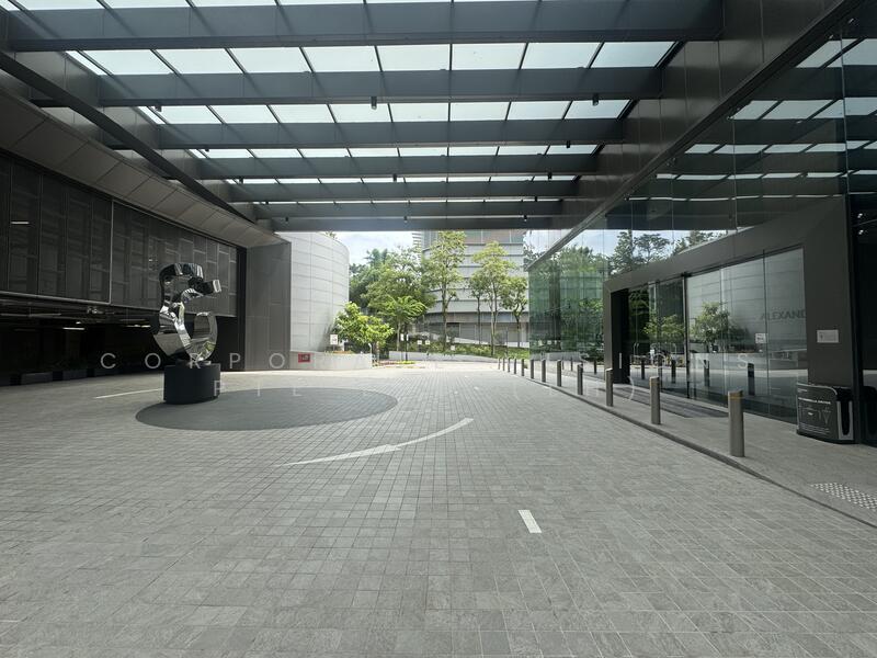 Alexandra Road Fitted office ready move in, Alexandra Road, 4,898 sqft, Office For Rent, by HO LI LI, 25609283 - Drop-off and pick-up area - CommercialGuru.com.sg