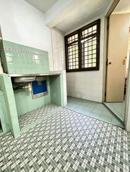20 Dover Crescent, 20 Dover Crescent, 2 Bedrooms, 700 sqft, HDB Flat For Sale, by Caden Wan, 25609360 - Kitchen - PropertyGuru.com.sg