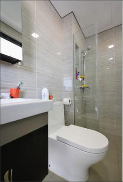 Modern cheap hougang mrt master room ensuite bathroom rental lease land house, Jalan Naung, Room Rental, 150 sqft, Terraced House For Rent, by Ben Lee, 25609498 - PropertyGuru.com.sg