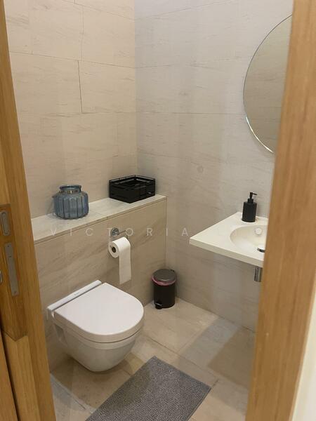 Belle Vue Residences, 33 Oxley Walk, Orchard / River Valley, 4 Bedrooms, 2,615 sqft, Condominium For Rent, by Victoria Lin, 25609539 - Bathroom - PropertyGuru.com.sg