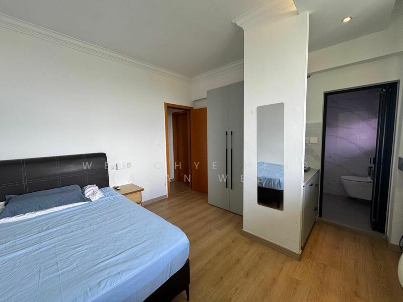 For Rent - Lakeside Tower