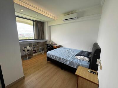 For Rent - Lakeside Tower