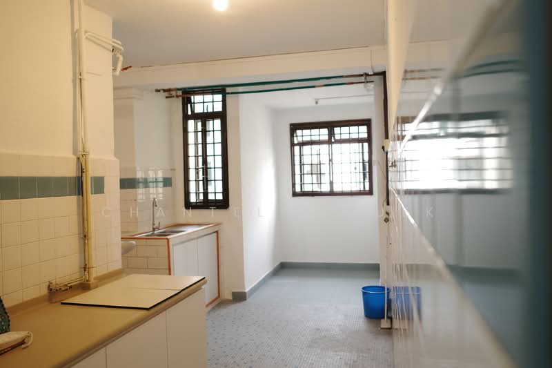 87 Commonwealth Close, 87 Commonwealth Close, 2 Bedrooms, 621 sqft, HDB Flat For Sale, by Chantelle Quek, 25609688 - Kitchen - PropertyGuru.com.sg