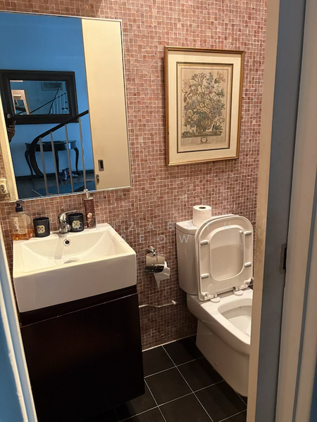 Jalan Ampang, Coronation Road / Coronation Road West / JaLan Ampang, 4 Bedrooms, 4,000 sqft, Detached House For Sale, by Elizabeth Seow, 25609846 - Bathroom - PropertyGuru.com.sg