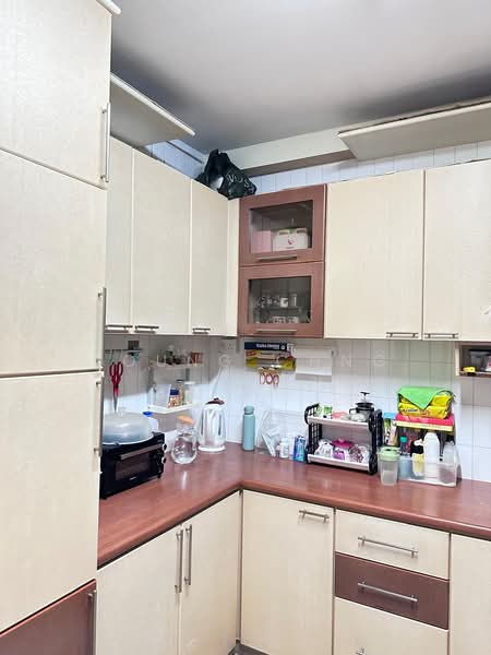 272 Bangkit Road, 272 Bangkit Road, Room Rental, 1,313 sqft, HDB Flat For Rent, by Young Chng, 25609865 - Kitchen - PropertyGuru.com.sg