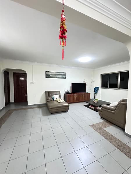 272 Bangkit Road, 272 Bangkit Road, Room Rental, 1,313 sqft, HDB Flat For Rent, by Young Chng, 25609865 - Living Room - PropertyGuru.com.sg