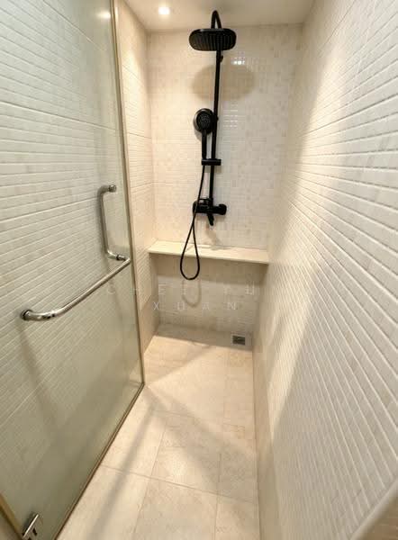 Simsville, 10 Geylang East Avenue 2, Eunos / Geylang / Paya Lebar, 2 Bedrooms, 969 sqft, Condominium For Sale, by Chee Yun Xuan, 25609954 - Bathroom - PropertyGuru.com.sg