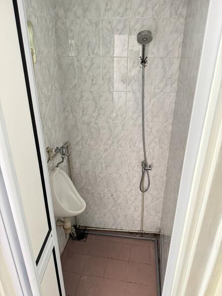 Jalan Besar, Jalan Besar, 915 sqft, Shop / Shophouse For Rent, by Walter Lau, 25610110 - Shower - CommercialGuru.com.sg