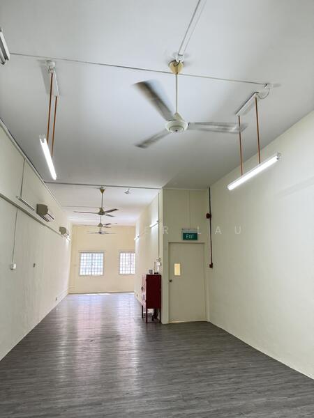 Jalan Besar, Jalan Besar, 915 sqft, Shop / Shophouse For Rent, by Walter Lau, 25610110 - Air-con & Ceiling fan READY - CommercialGuru.com.sg