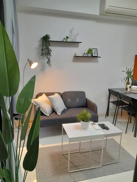 Sant Ritz, 1 Pheng Geck Avenue, 1 Bedroom, 527 sqft, Condominium For Sale, by Qristine Goh, 25610343 - Living Room - PropertyGuru.com.sg