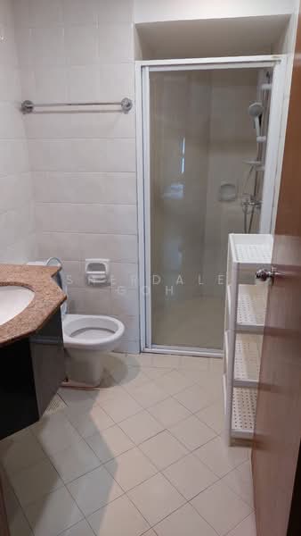 Burlington Square, 175 Bencoolen Street, Room Rental, 100 sqft, Apartment For Rent, by Sherdale Goh, 25610397 - Bathroom - PropertyGuru.com.sg