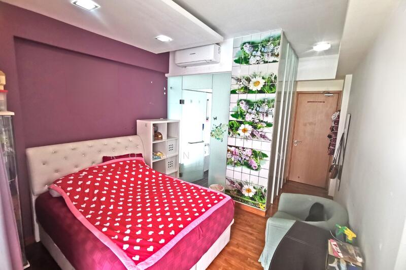 The Stellar, 20A West Coast Road, 3 Bedrooms, 1,485 sqft, Condominium For Sale, by Robin Chan, 25610406 - Master Bedroom - PropertyGuru.com.sg
