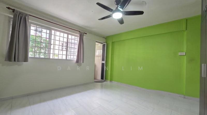 175 Bishan Street 13, 175 Bishan Street 13, 3 Bedrooms, 1,302 sqft, HDB Flat For Sale, by Darren Lim, 25610778 - Bedroom 1 - PropertyGuru.com.sg