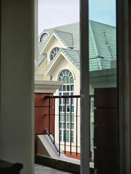 For Sale - Sunrise Gardens