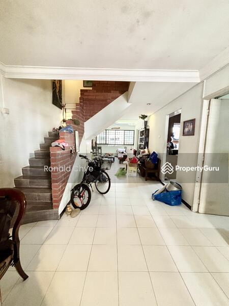 For Sale - 424 Serangoon Central